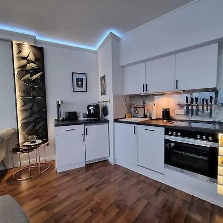 Apartment Traumblick! Mitten Im Wasser, Den Wolken Ganz Nah! Schleswig